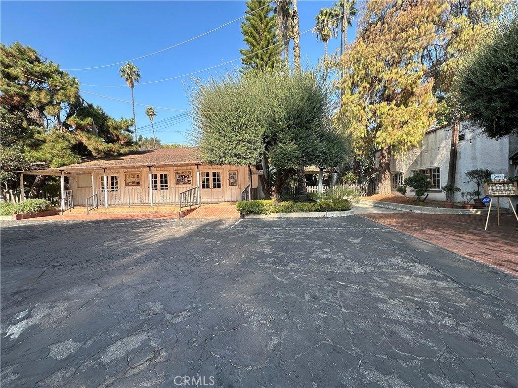 Property Image for 315 E 4th Street