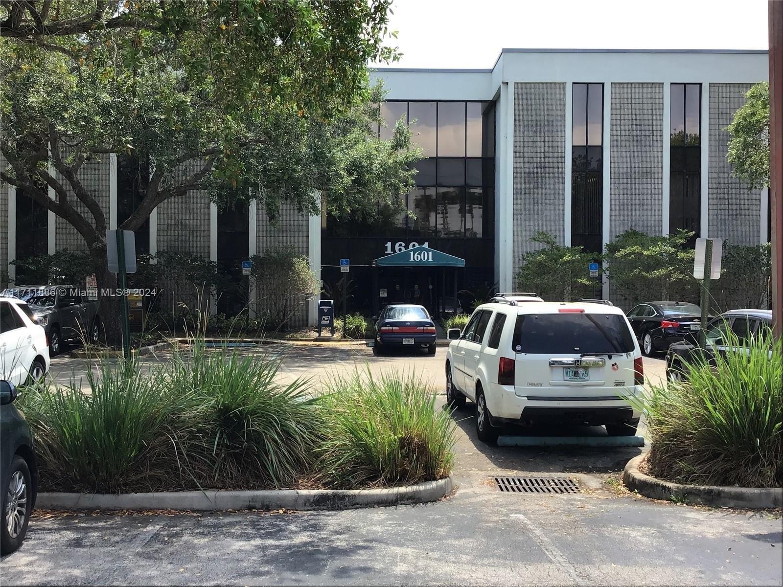 Property Image for 1601 N Palm Ave 311