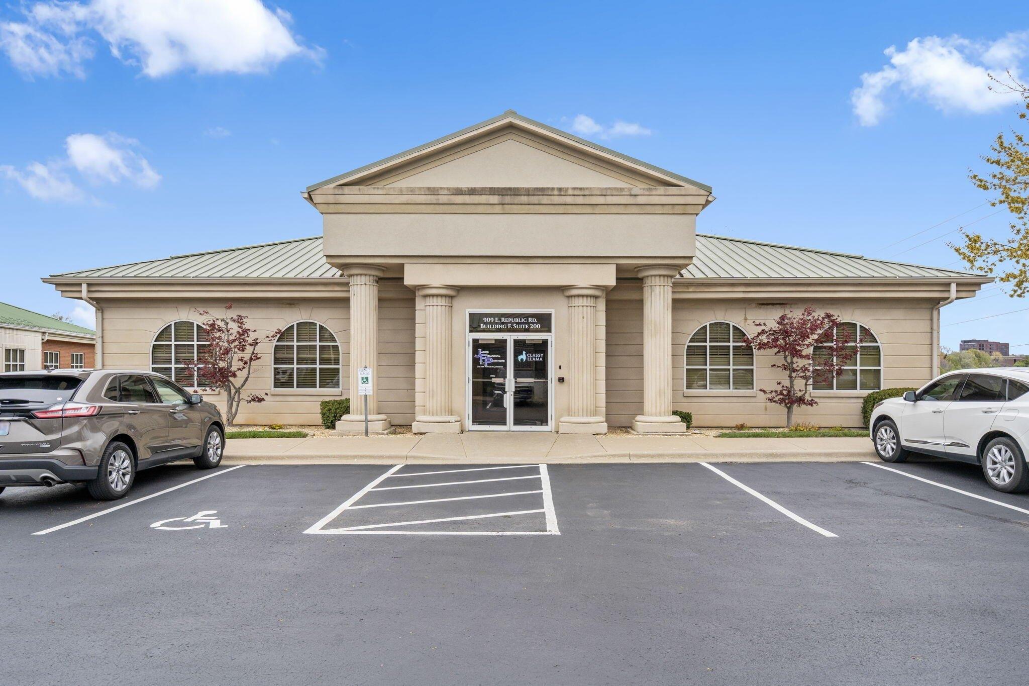 Property Image for 909 E Republic Road F200