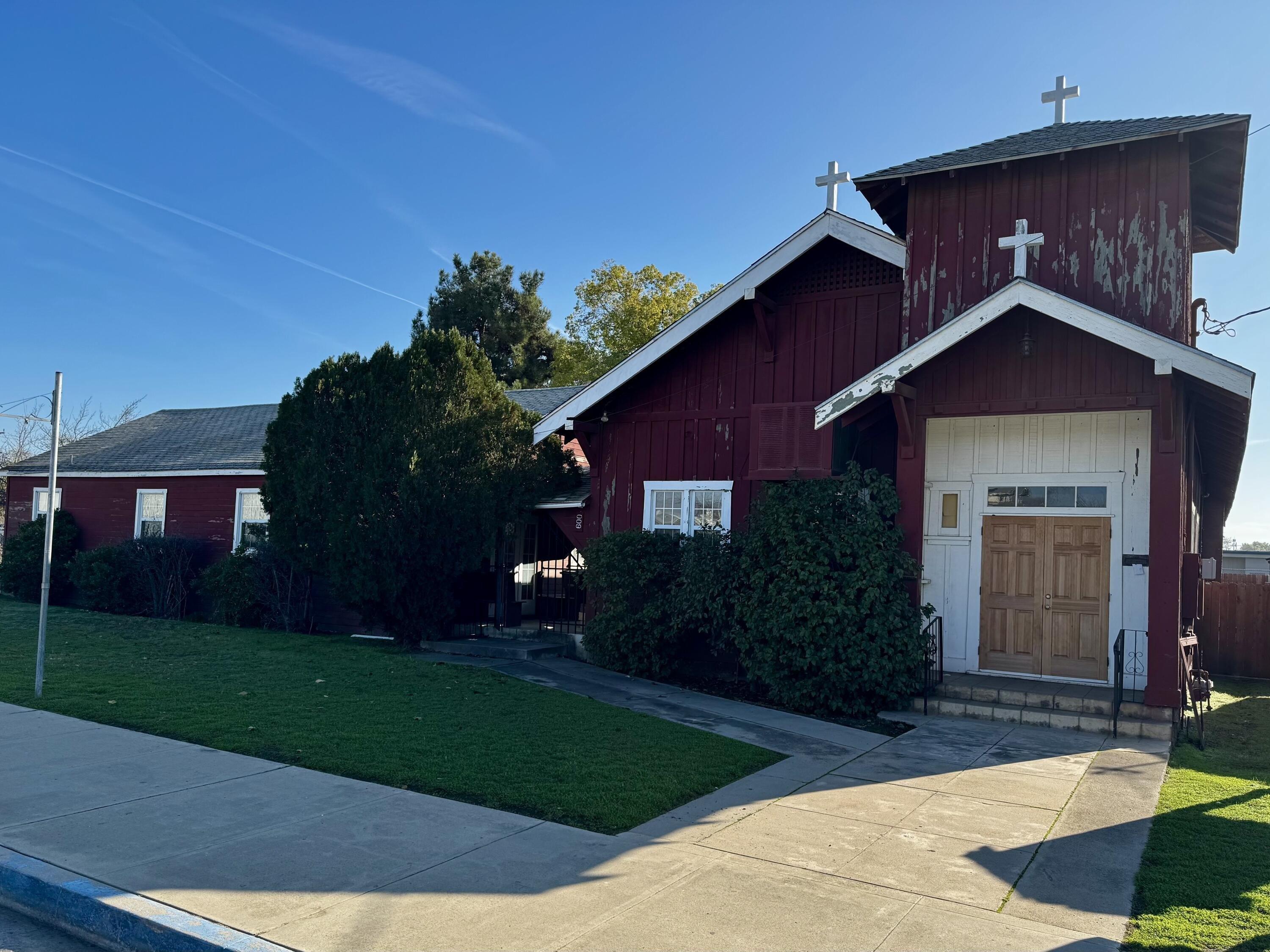 Property Image for 600 E Hermosa Street