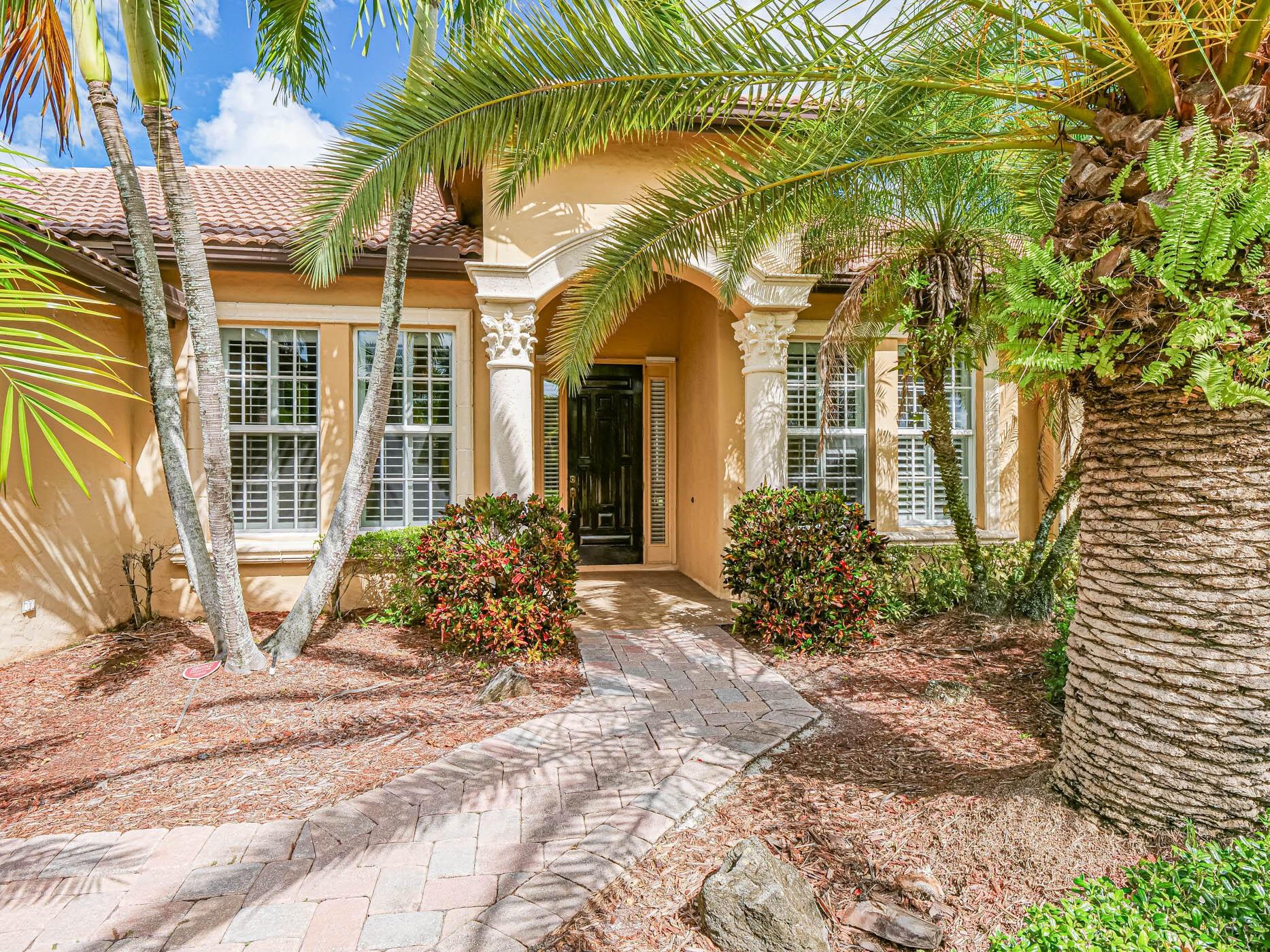 Property Image for 854 SW St. Tropez Court