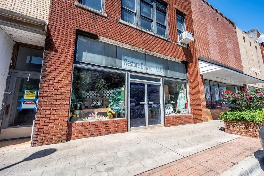 Property Image for 153 Main Street
