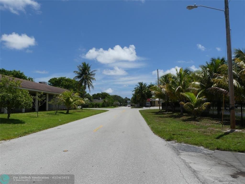 Property Image for 925 SE 1st St