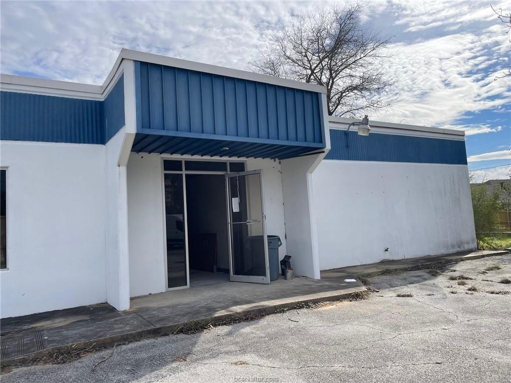 Property Image for 405 Mitchell Street