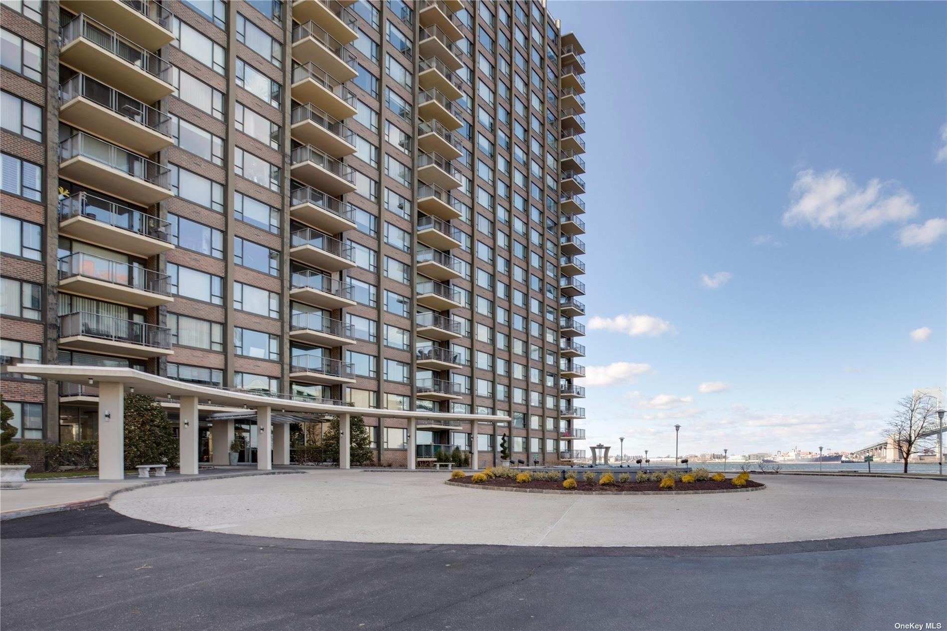 166-25 Powells Cove Blvd 4G  