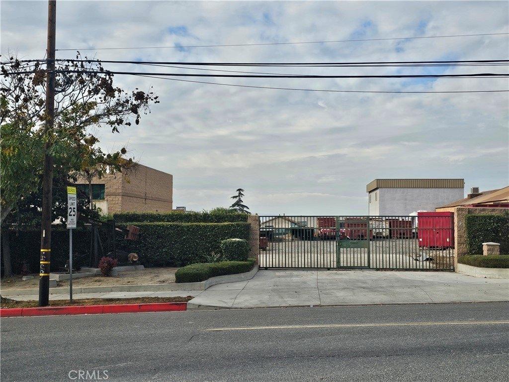 Property Image for 2351 Walnut Avenue