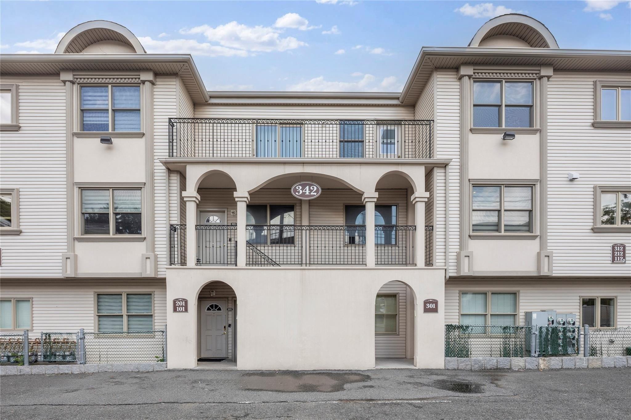 Property Image for 342 Blauvelt Road
