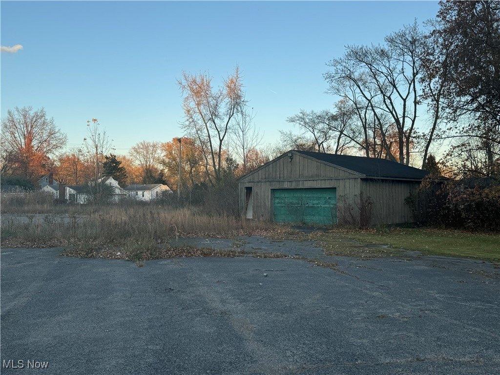 Property Image for 2166 Parkman Road NW