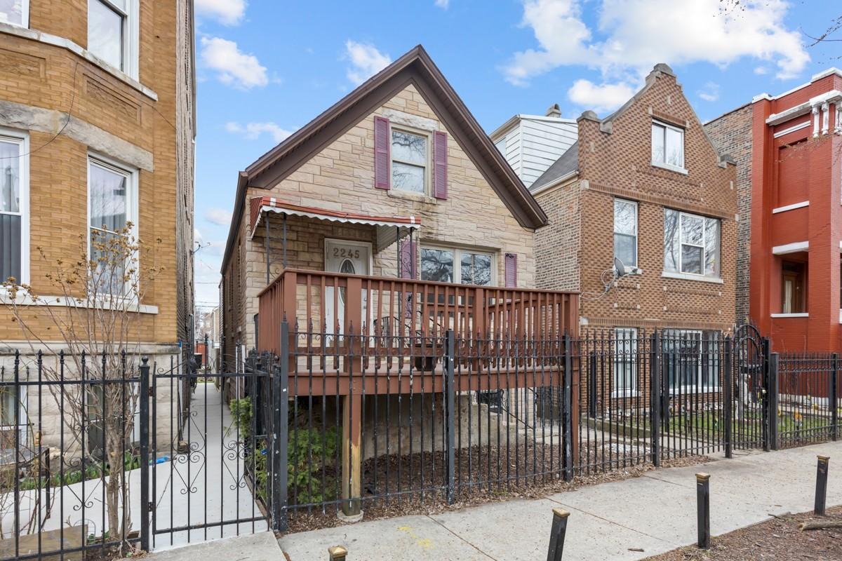 Property Image for 2245 S Homan Avenue