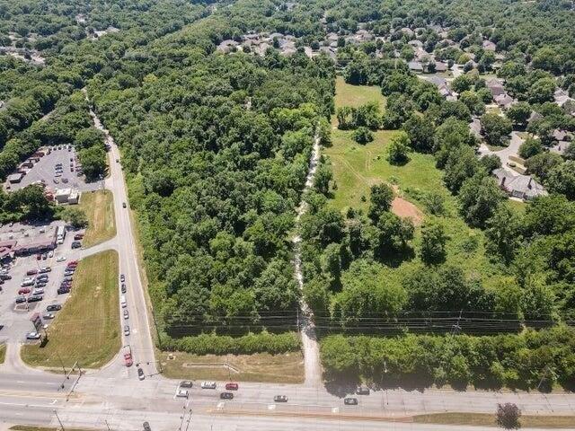 Property Image for 2700 E Battlefield Road