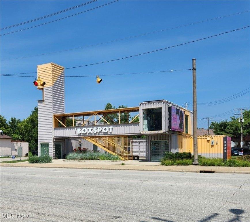 Property Image for 8005 Kinsman Road