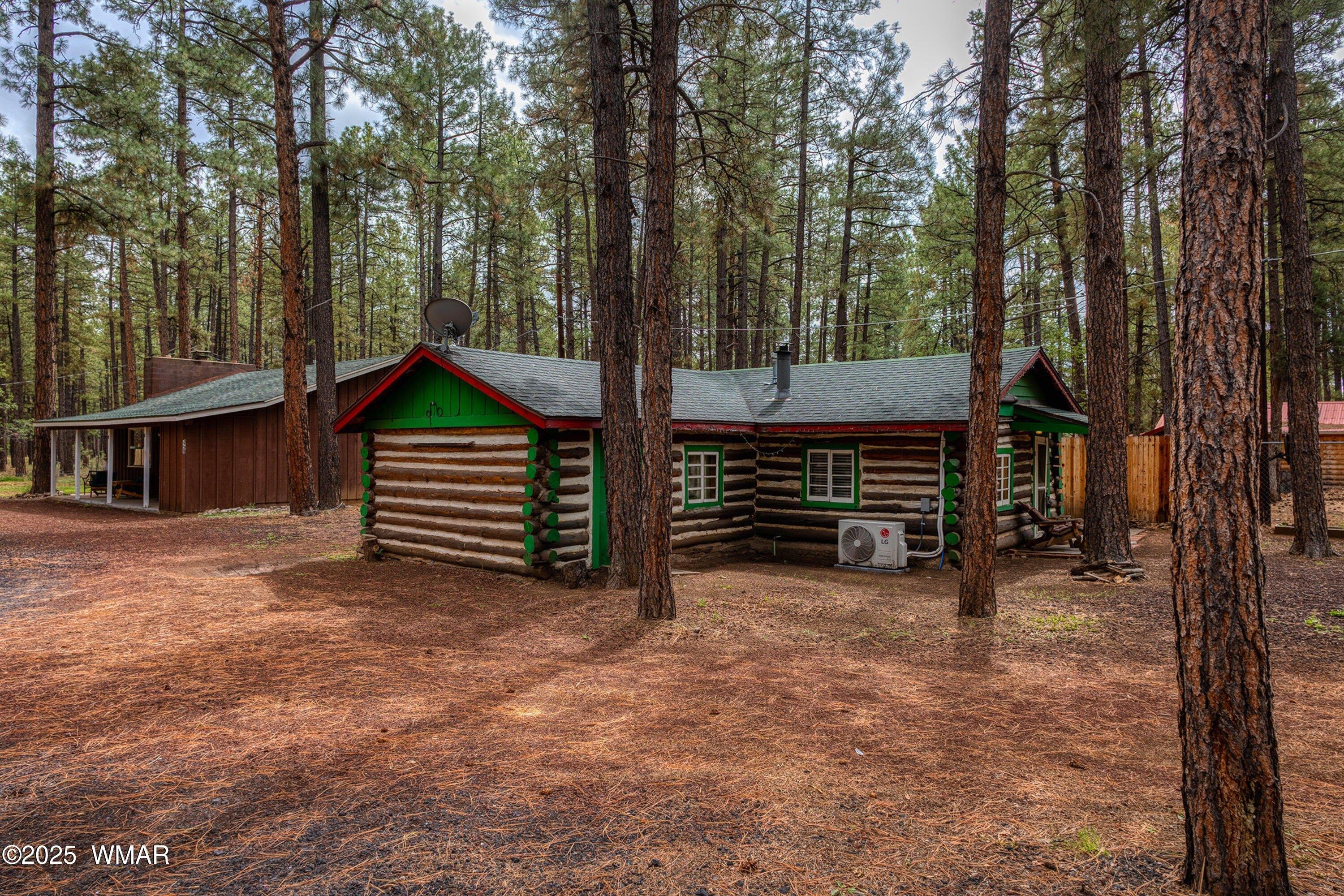 Property Image for 372 W White Mountain Boulevard