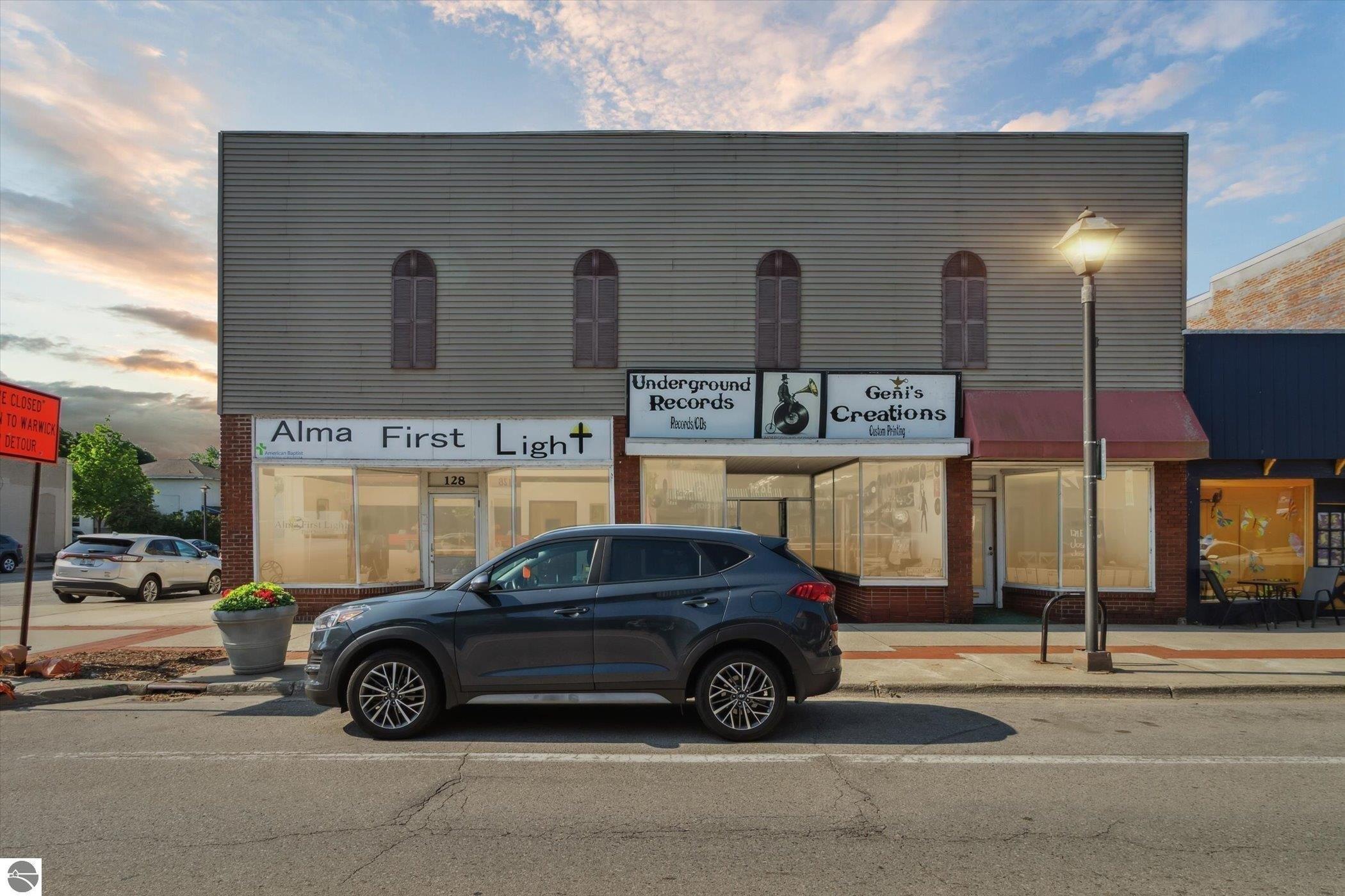 Property Image for 124 E Superior Street