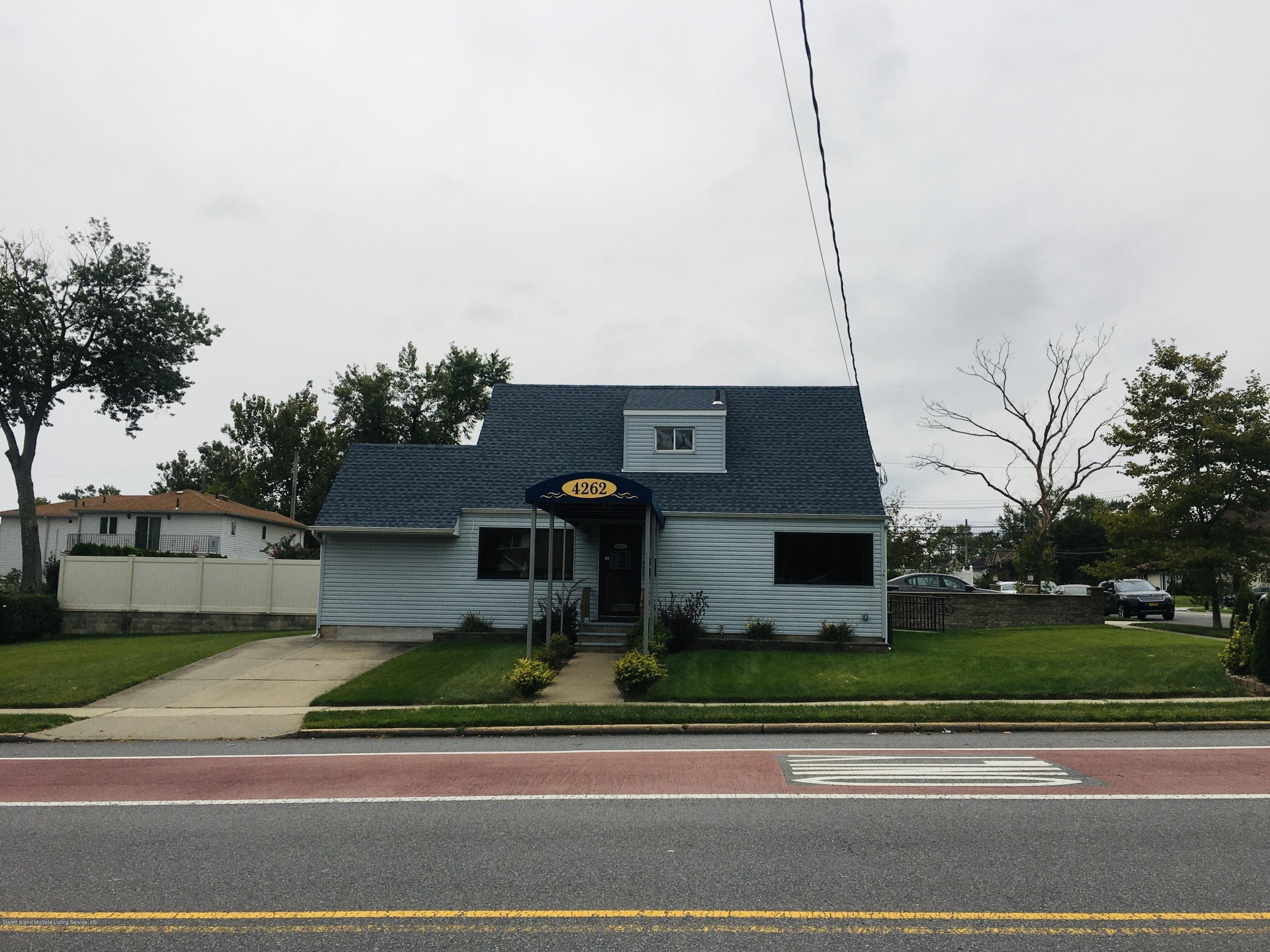 Property Image for 4262 Richmond Avenue