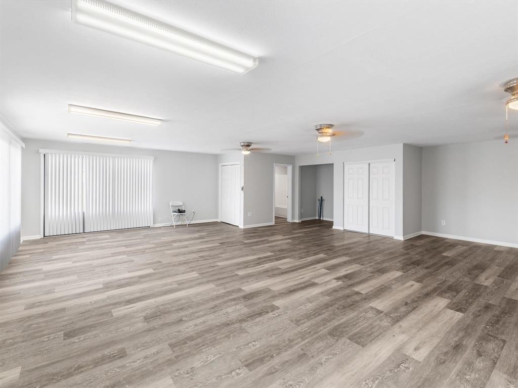 Property Image for 1100 E 5th St
