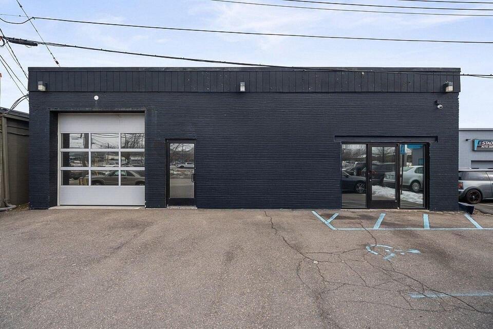 Property Image for 401 S Maple Road