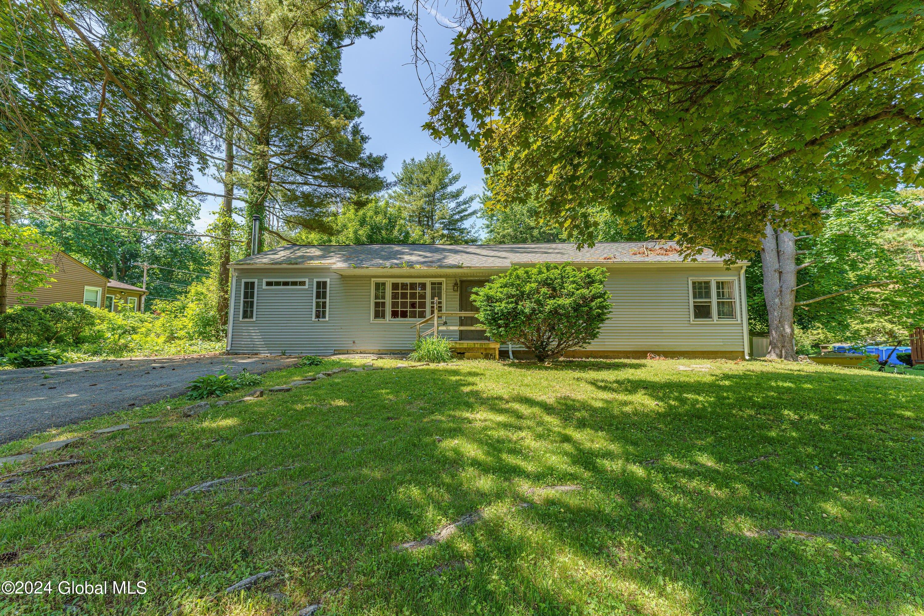 Charlton Real Estate Find Houses & Homes for Sale in Charlton, NY