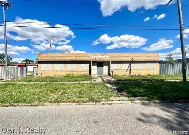 Property Image for 9120 ROSELAWN Street