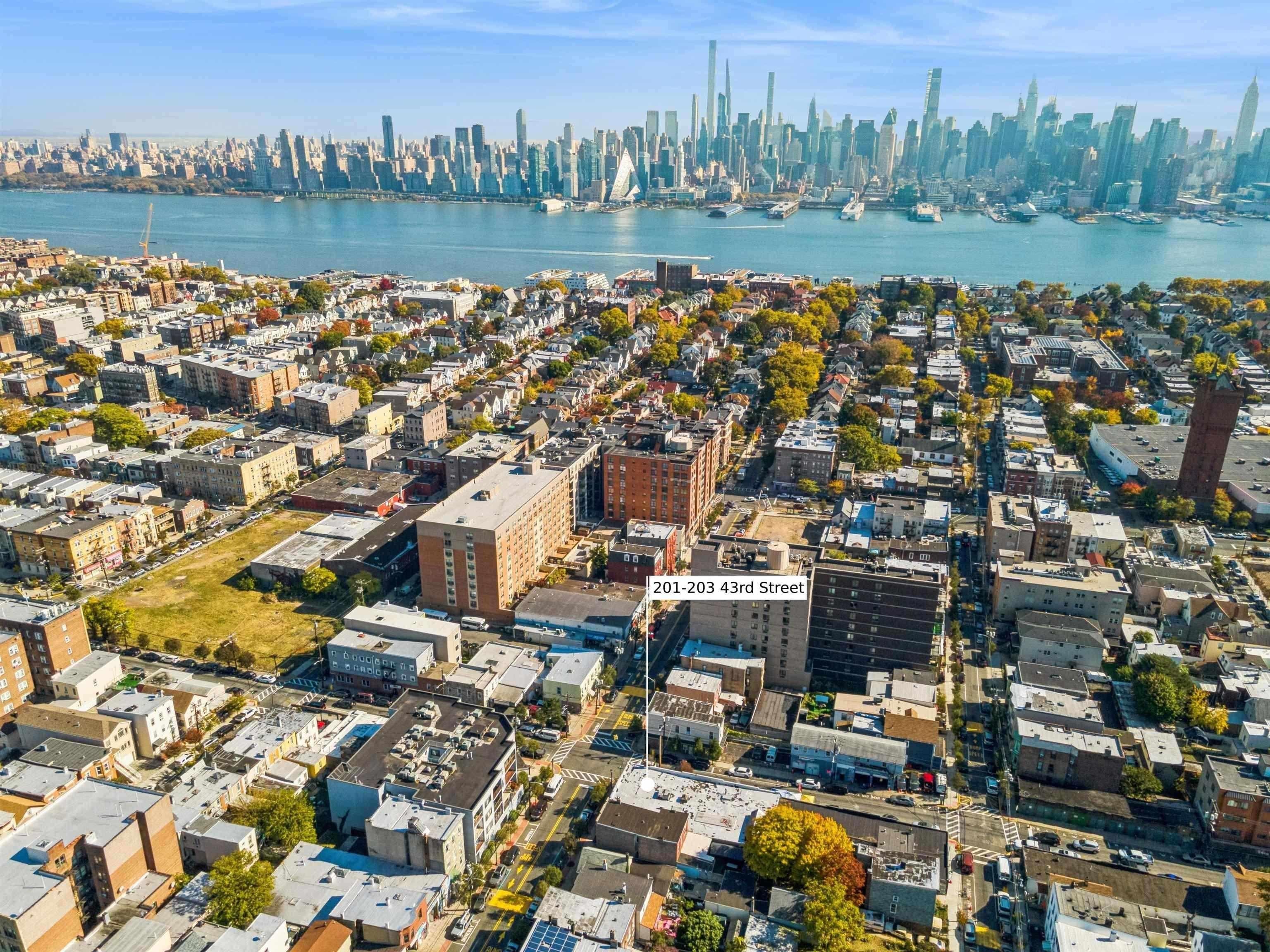 Property Image for 201-203 East 43rd St
