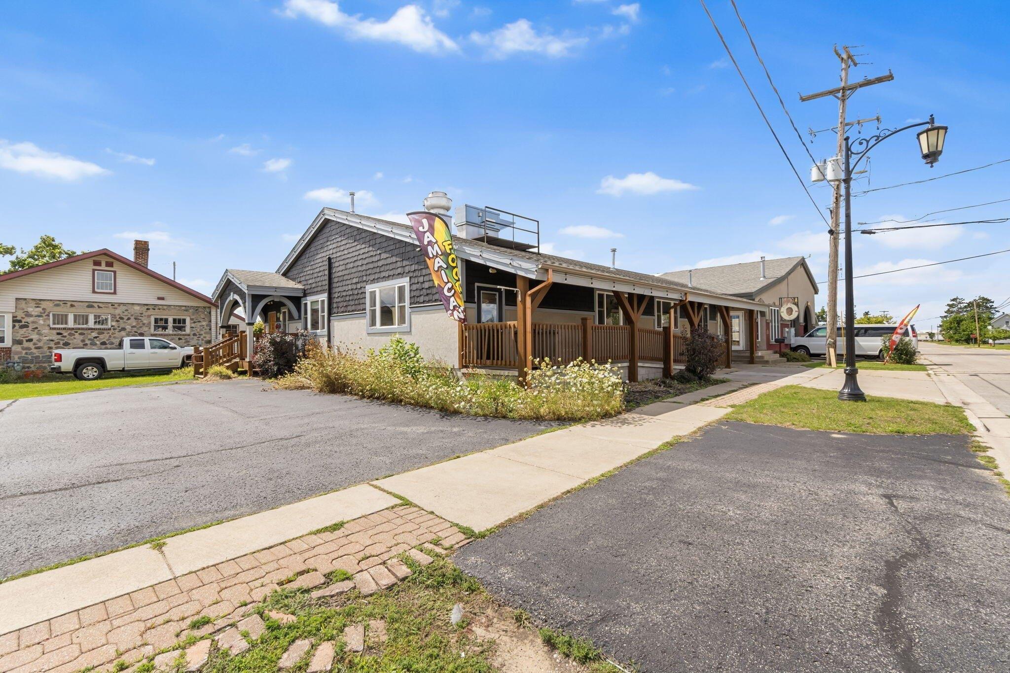 Property Image for 325 W 2nd Street