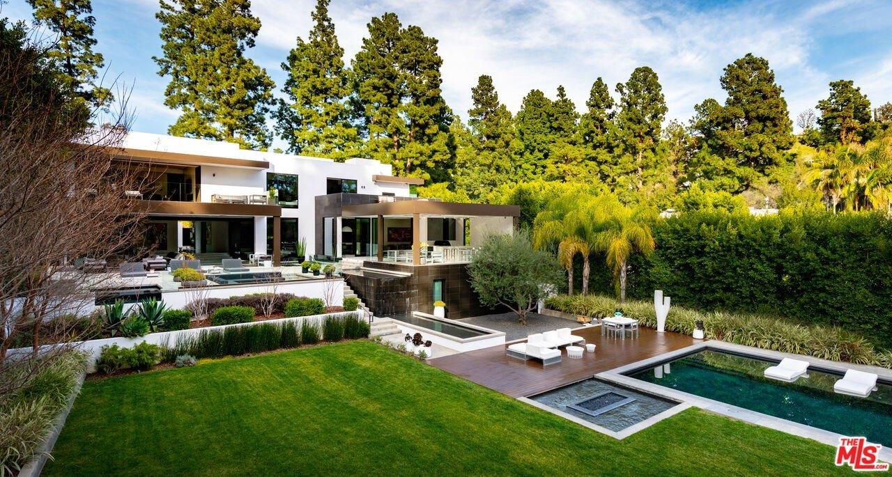 1231 Lago Vista Dr