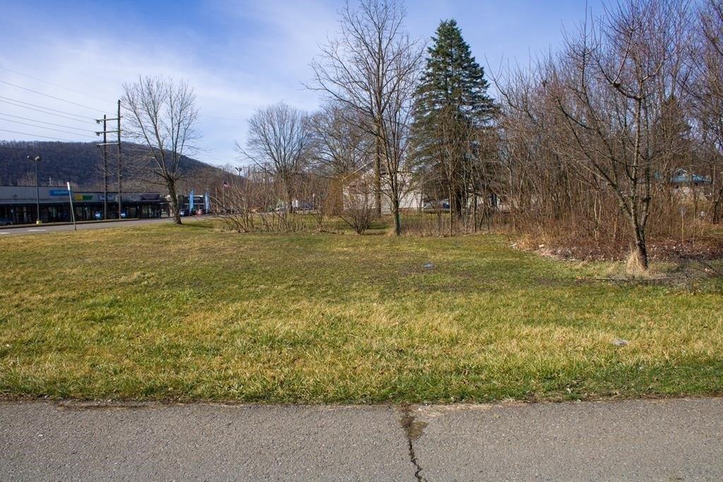 Property Image for 1601 Cedar St
