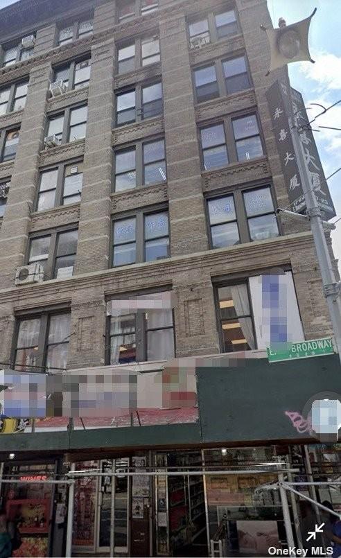 Property Image for 17 E Broadway 204