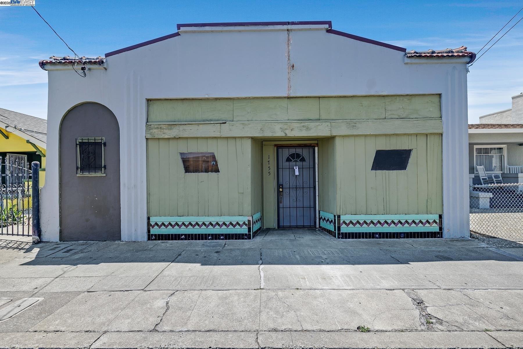 Property Image for 1755 Washington Ave