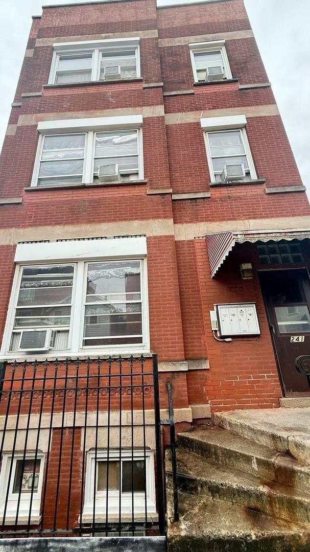 Property Image for 241 W 22nd Place