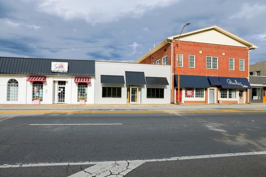Property Image for 122 N 3rd Avenue