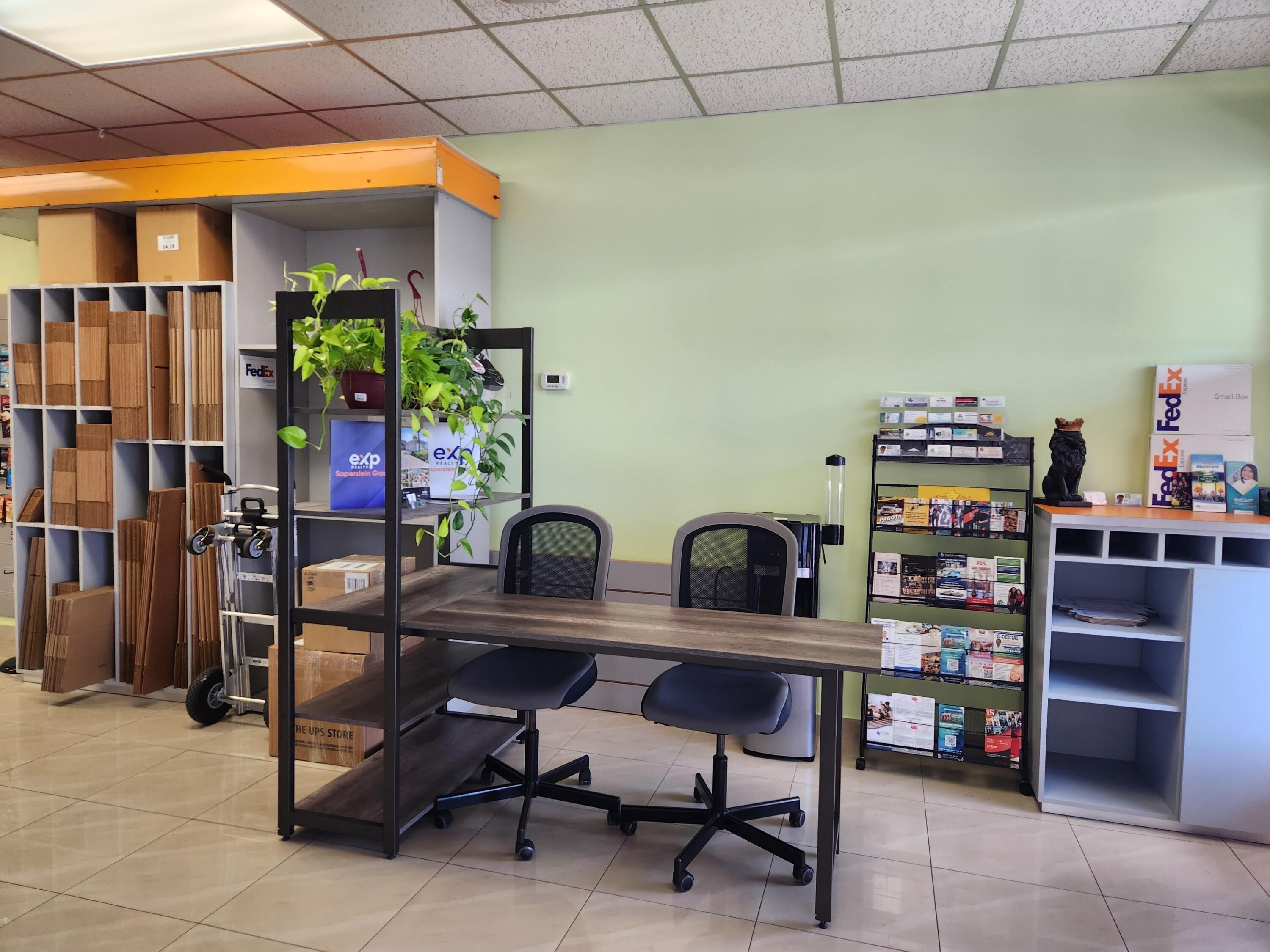 Property Image for 1326 E Commercial Blvd Boulevard