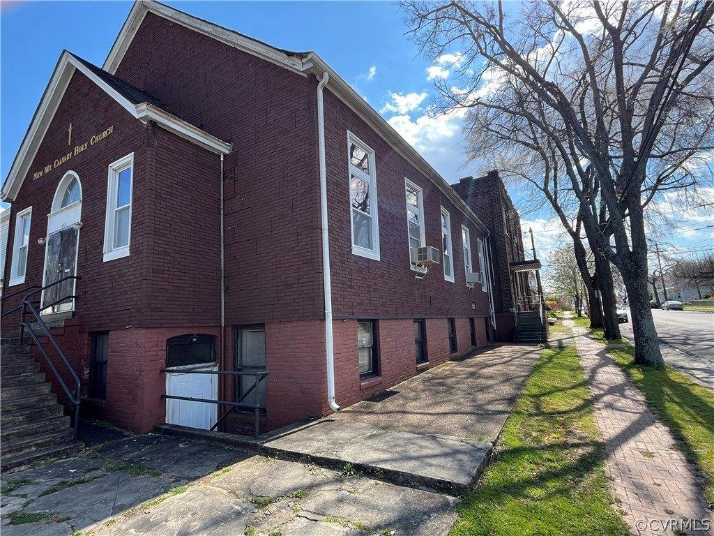 Property Image for 2301 Fairmount Avenue
