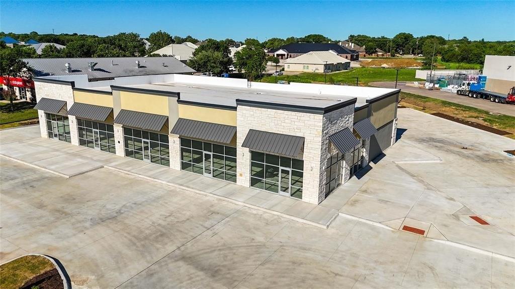Property Image for 5500 Precinct Line Road