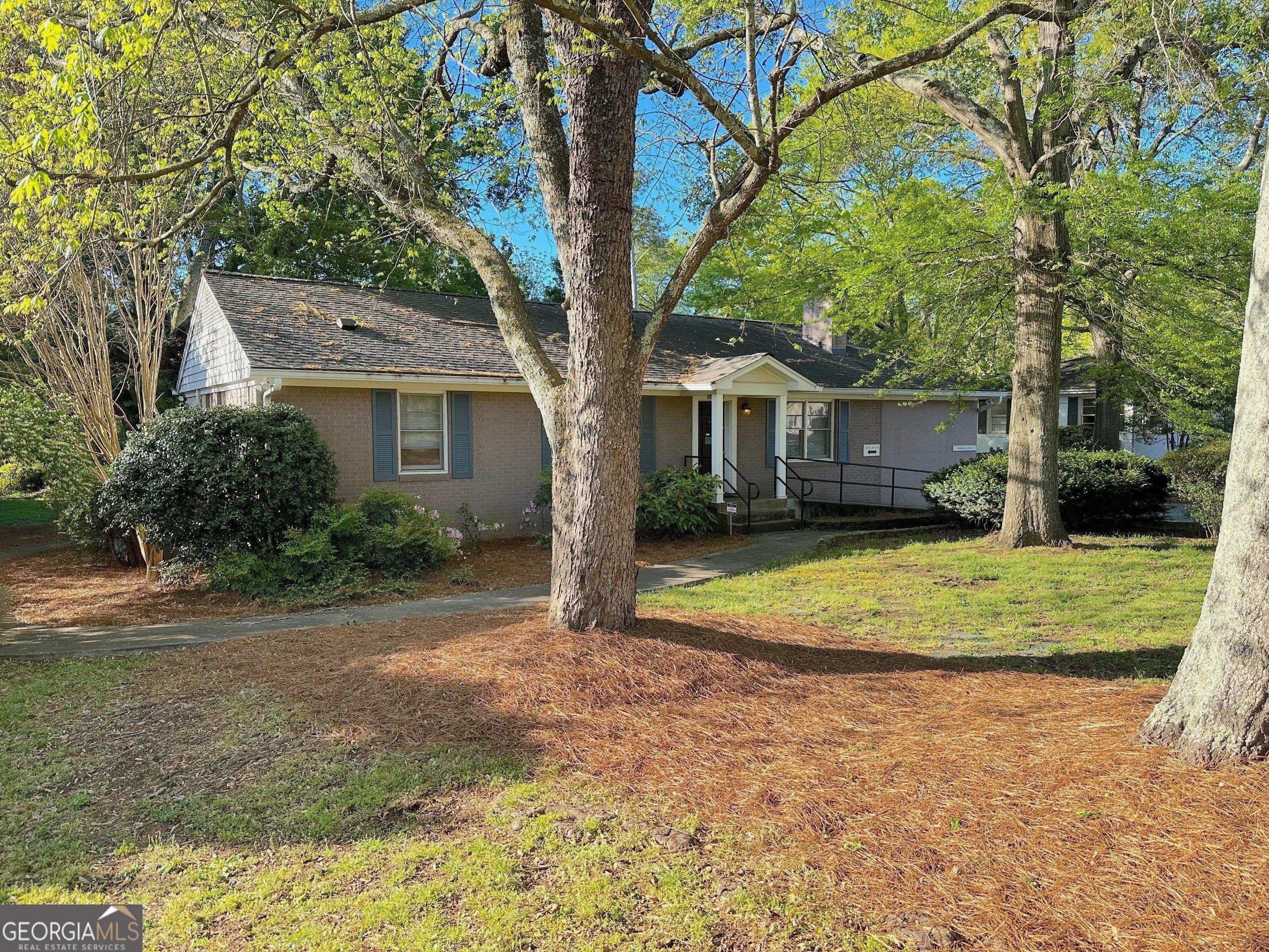 Property Image for 513 Gaines School