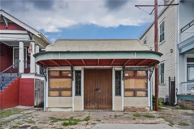 Property Image for 3707 ULLOA Street