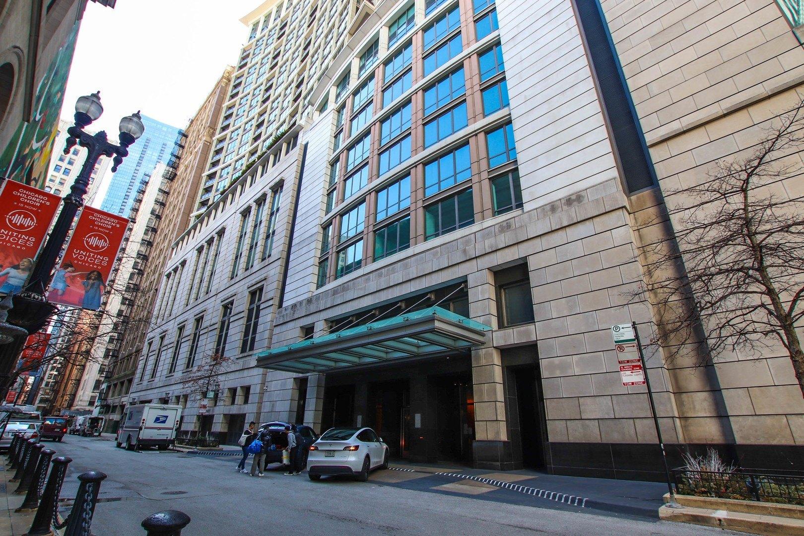 130 N Garland Court 3102, Chicago, IL 60602 MLS 11761309 CENTURY 21 130 N Garland Court 3102, Chicago, IL 60602 MLS 11761309 CENTURY 21
