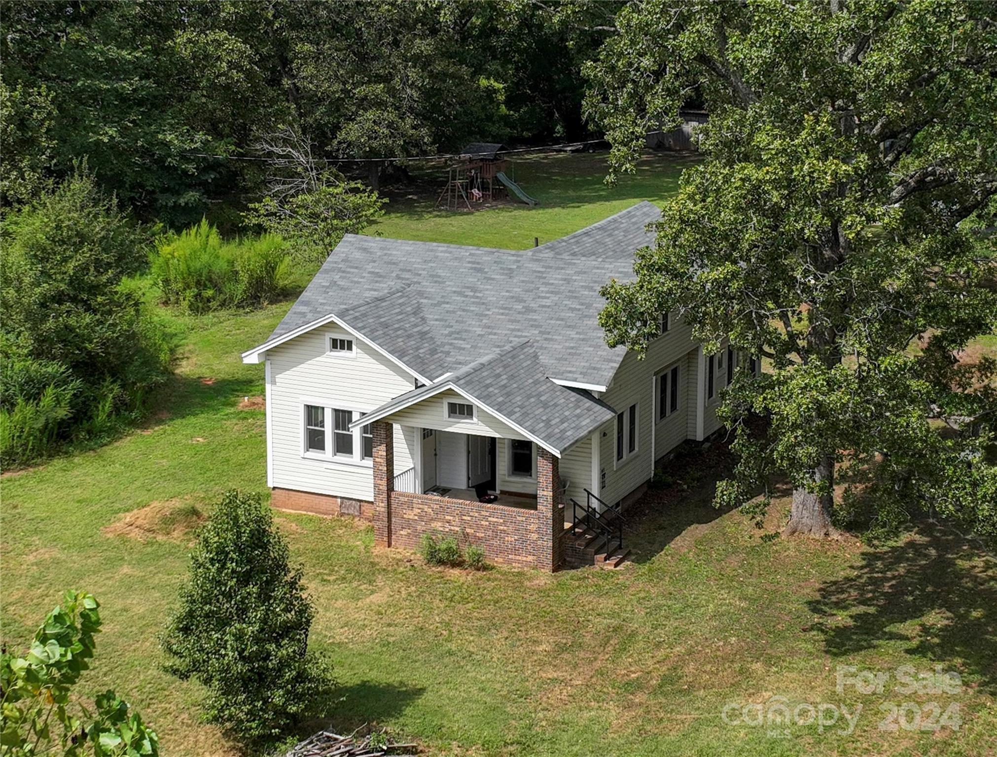Property Image for 807 Greenbrook Drive
