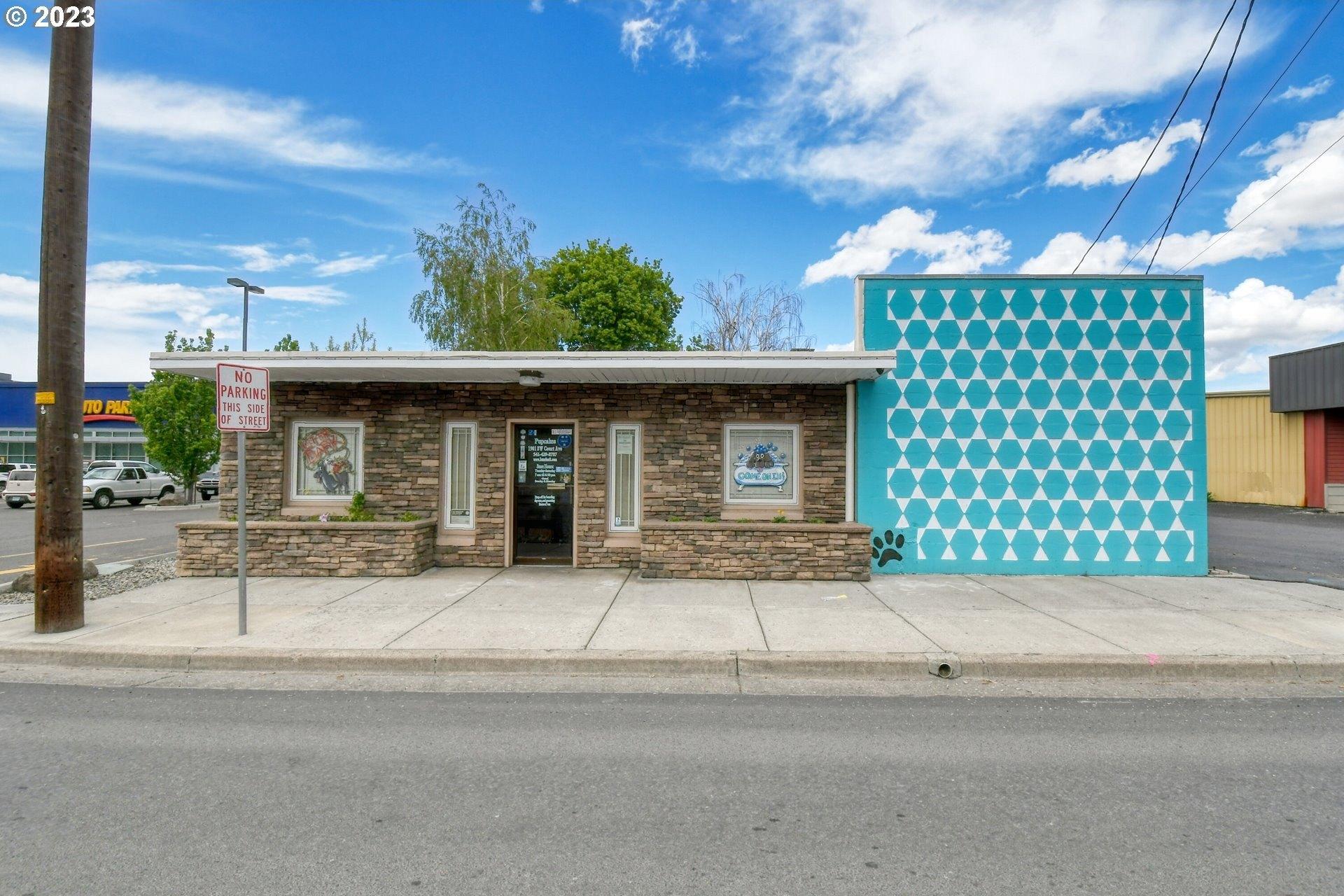 Property Image for 1901 Sw Court Ave