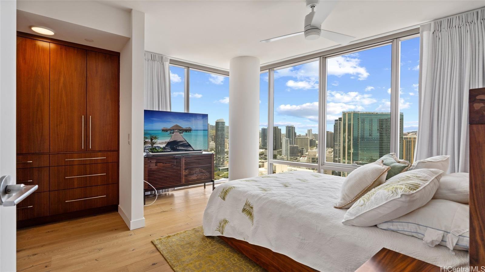 Property Image for 1001 Queen Street 3012