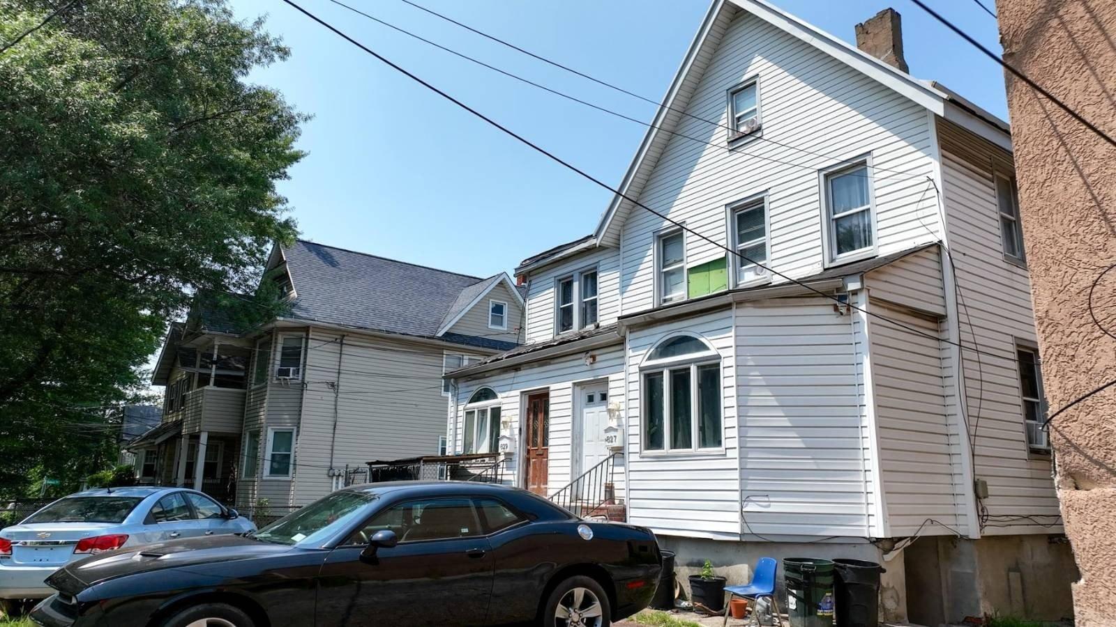 Property Image for 827-829 Post Ave