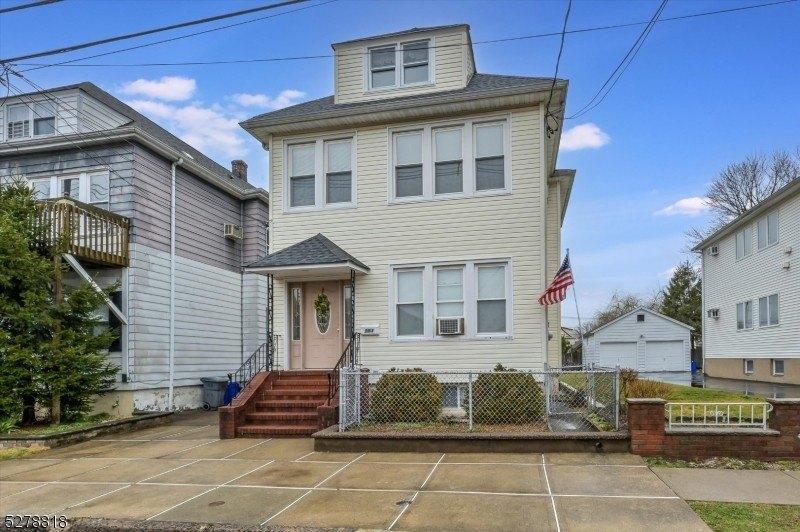 Property Image for 153 Banta Ave