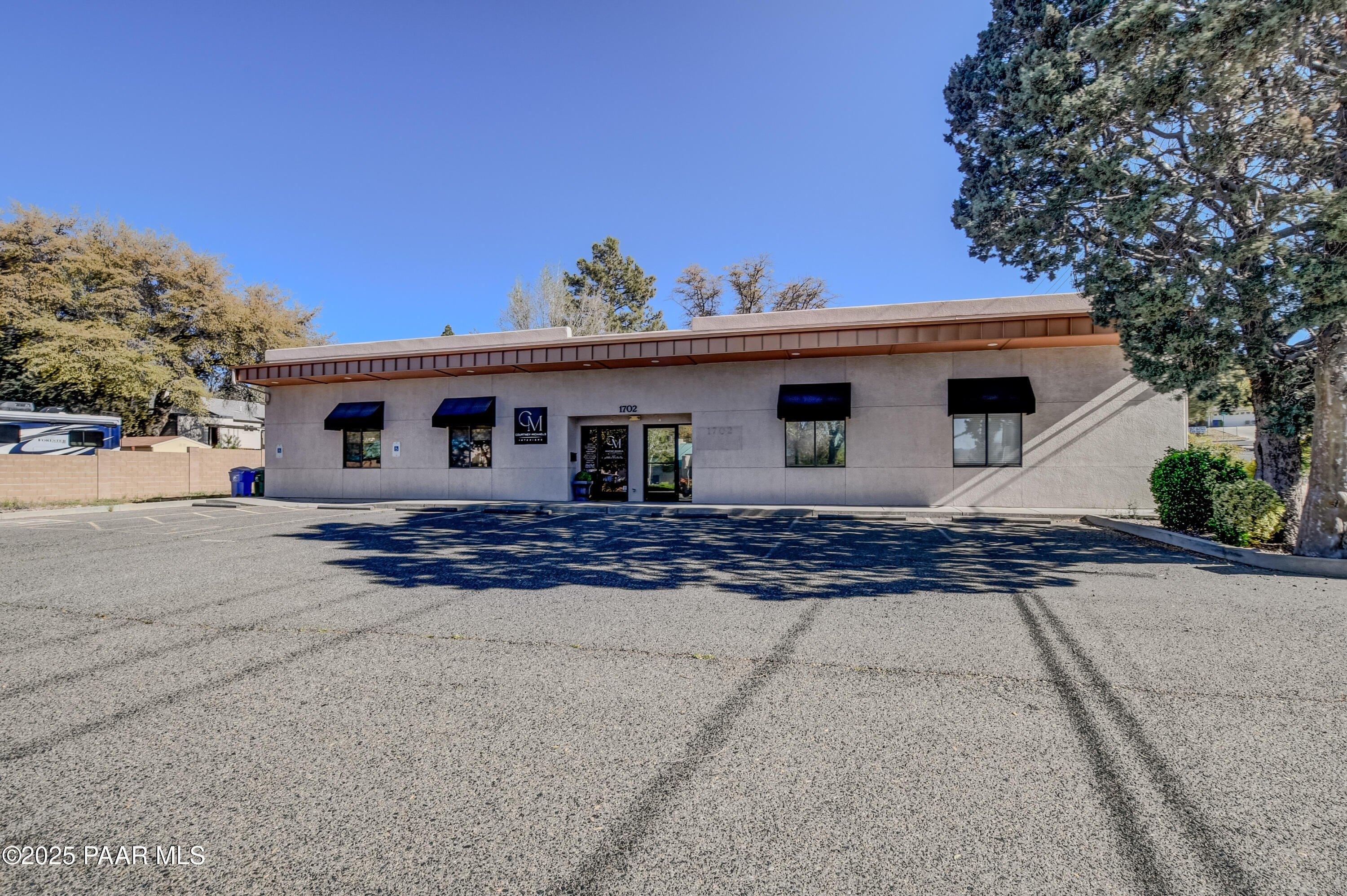 Property Image for 1702 Willow Creek Road