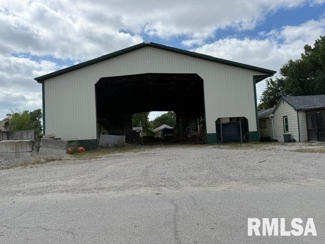Property Image for 2831 WHITTIER Avenue