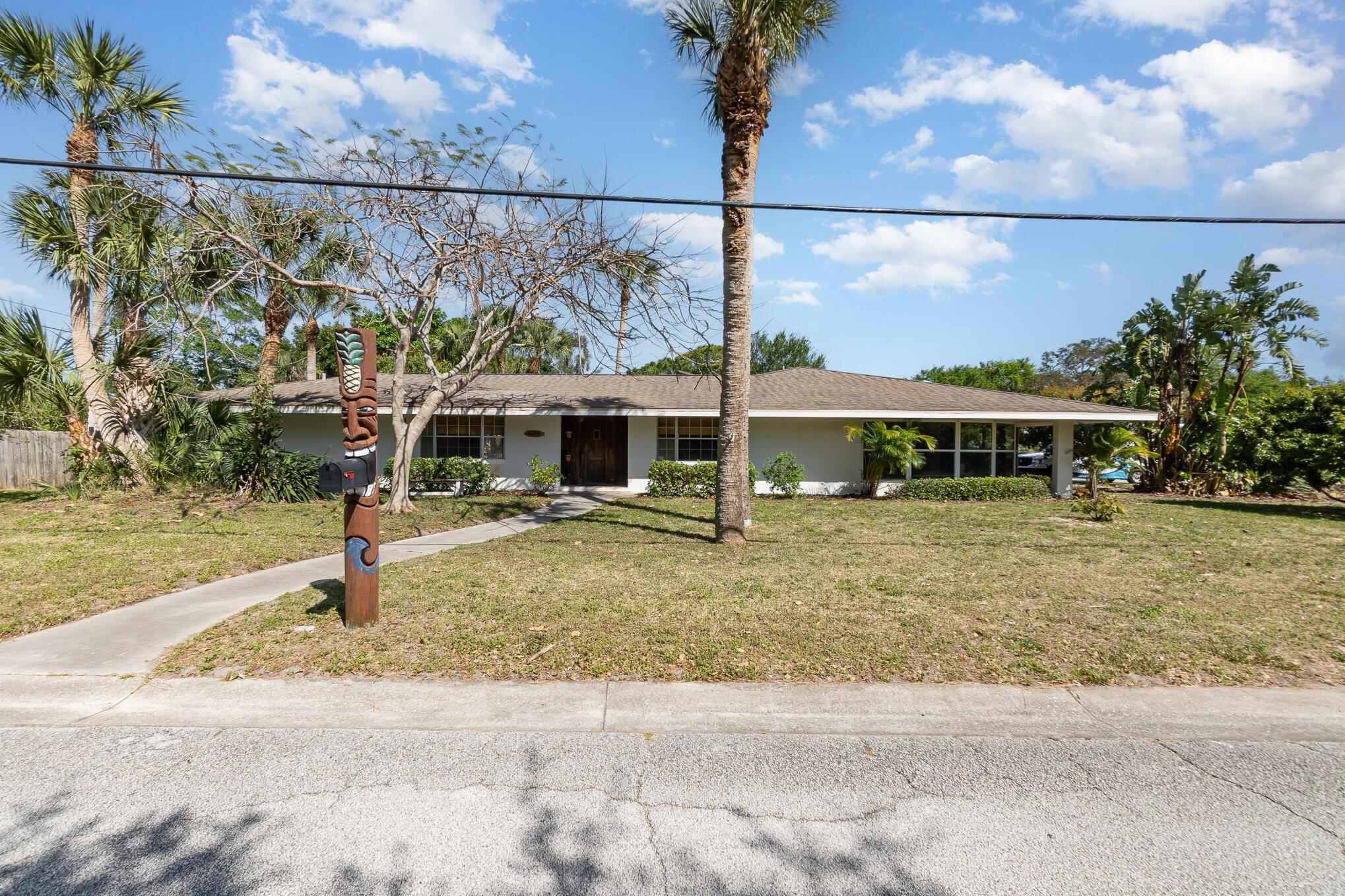 Property Image for 909 S Ramona Avenue