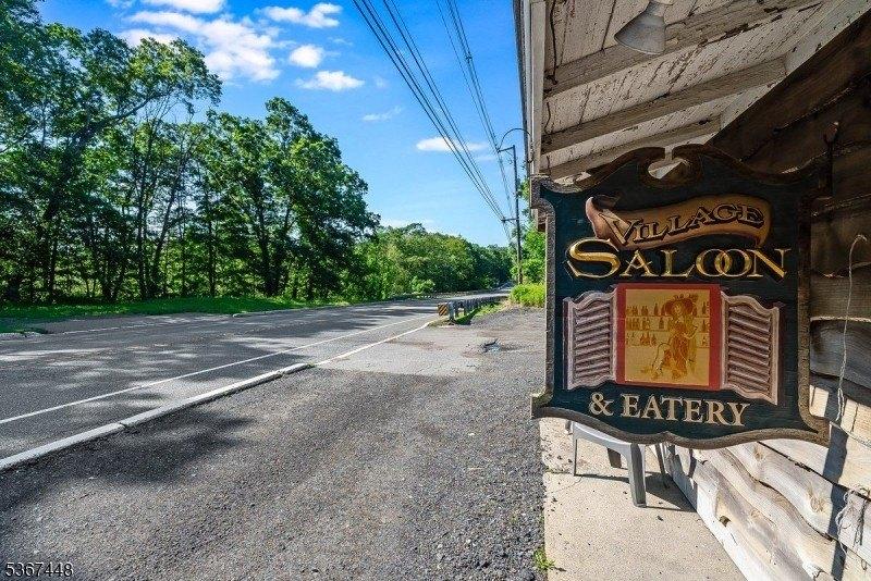 Property Image for 712 Woodport Rd