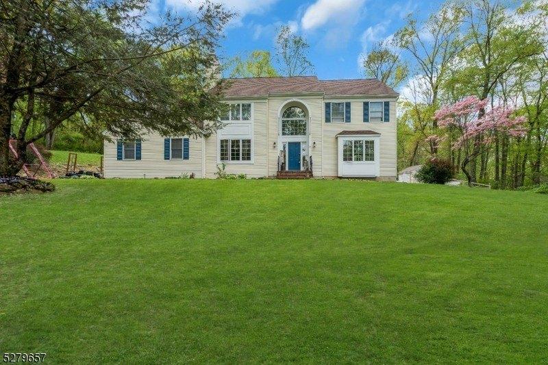 Property Image for 84 Mill Pond Rd