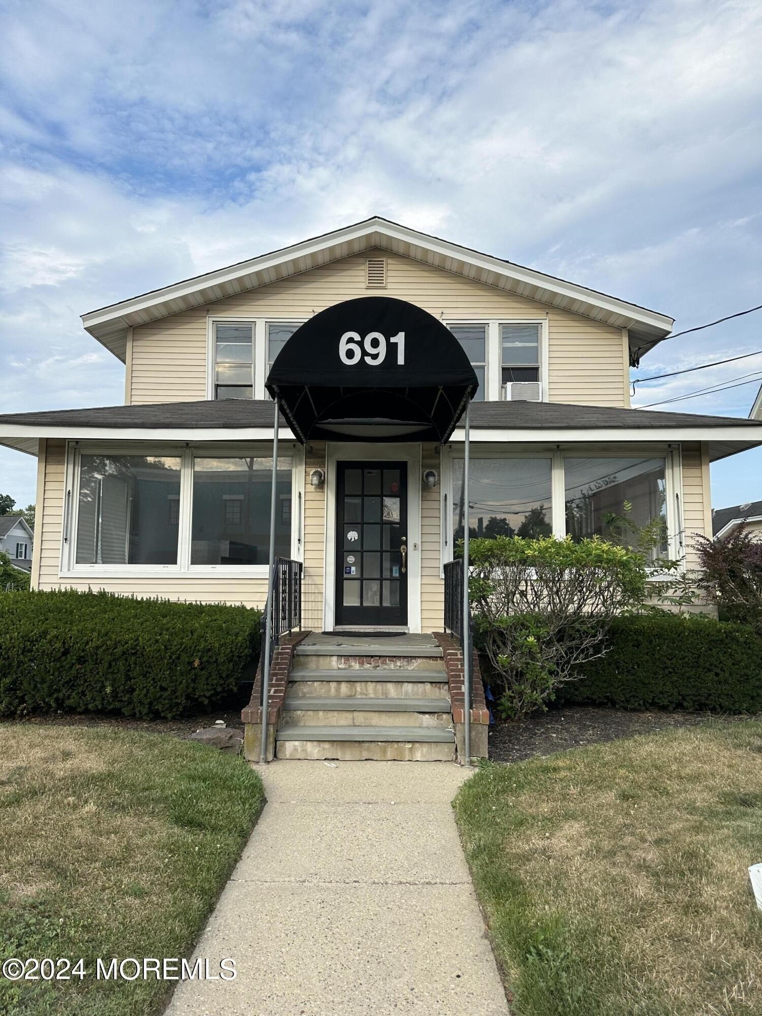 Property Image for 691 Broad Street