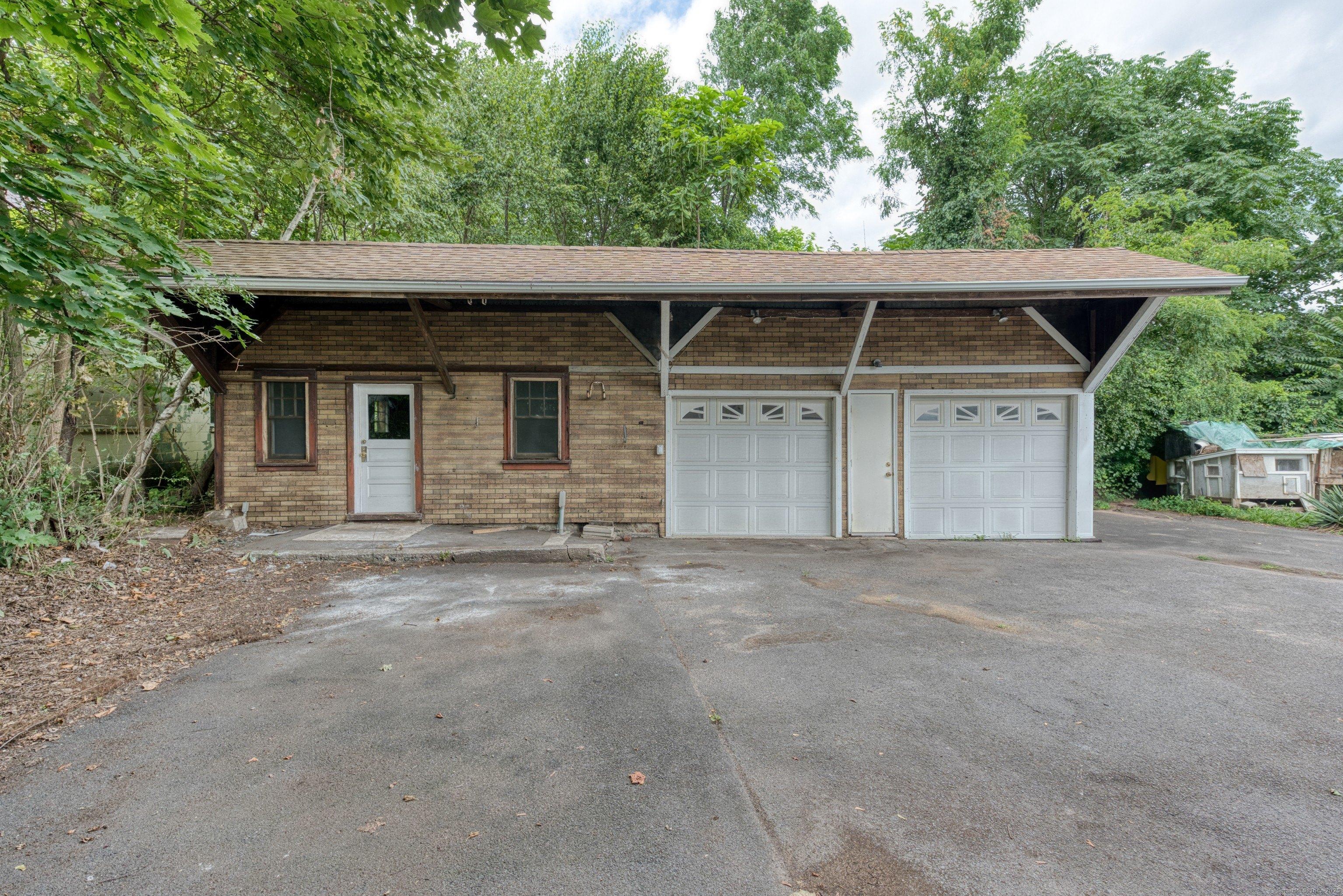 Property Image for 524 Broad Street