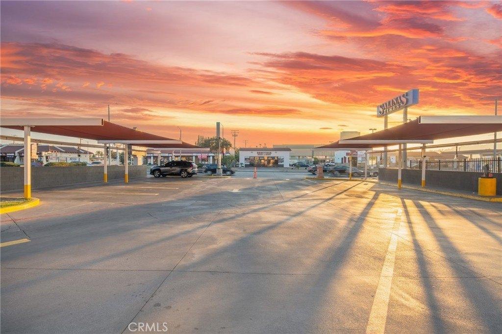 Property Image for 1027 N Hacienda Boulevard