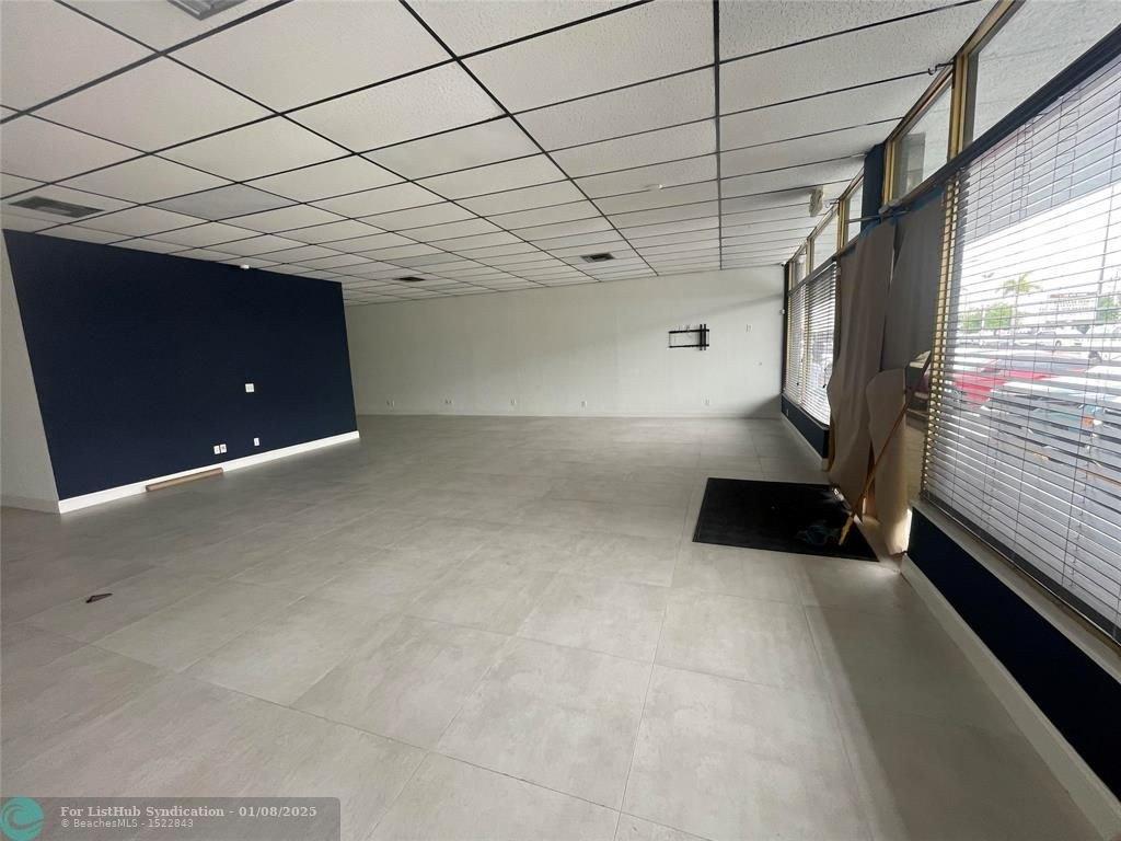 Property Image for 400 E Oakland Park Boulevard 404